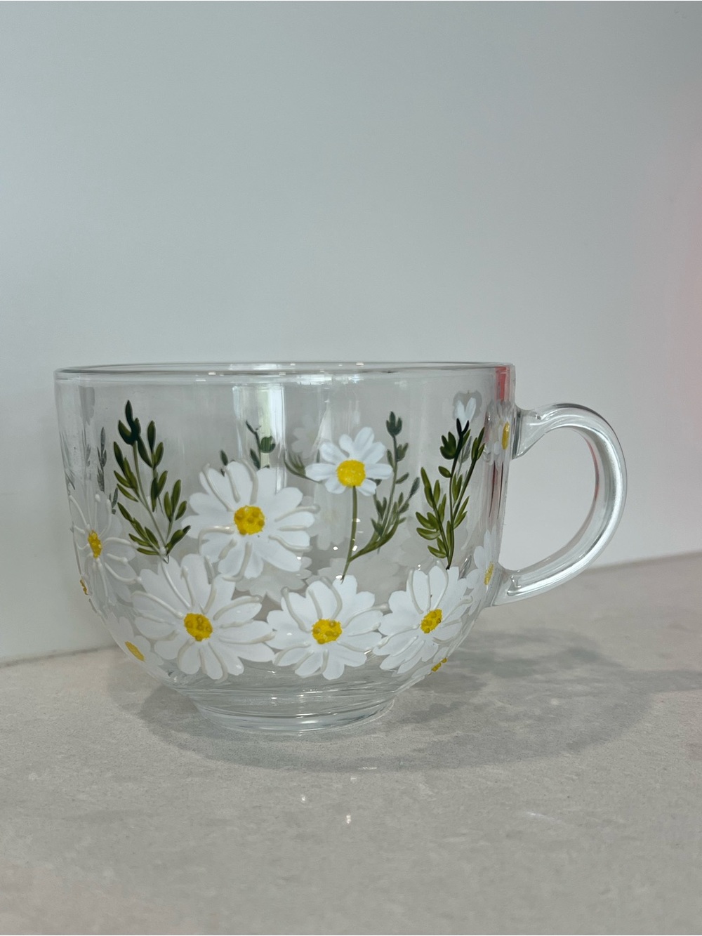 Clear Glass Daisy Mug with White and Yellow Floral Design